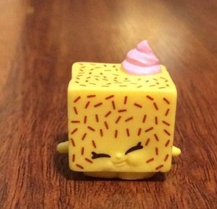 Shopkins Season 3 #3-087 Yellow Lammy Lamington (Ultra Rare)