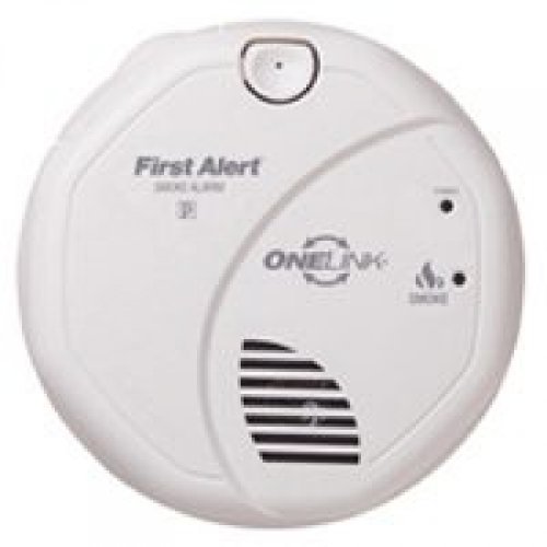 First Alert SA501CN2 Interconnected Wireless Battery Operated Smoke Alarm, 2-Pack