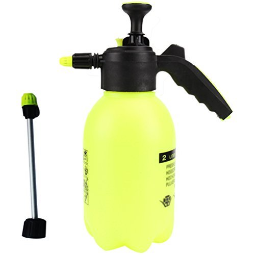 Top for pump sprayer extended wand