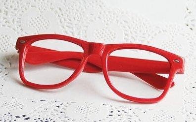 Amazon 今大人気の 境界の彼方 栗山未来 小物 小道具 コスプレ道具 赤 メガネ コスプレ 仮装 通販