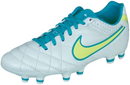 football boots for women