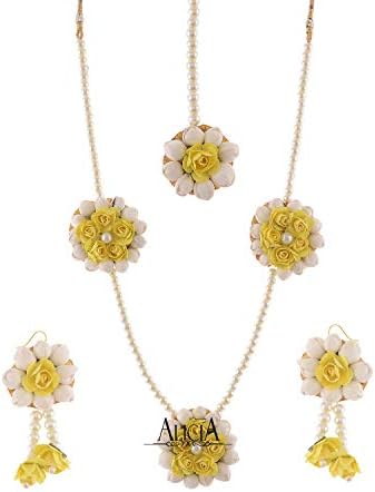 Fashionandbeads Yellow Flower Gota Patti Jewellery Set with Earrings and Maang Tika for Women