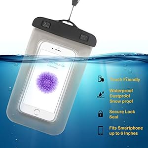 Schnorchelmasken 412wS9ZvC9L. SS300 🌊Dünn&Leichte Version der Dry Bag –Dünn und leicht sind die Eigenschaften unserer wasserdichten Tasche. Diese wasserdichte Tasche ist leichter als eine herkömmliche wasserdichte Tasche, wenn dasselbe geladen wird. Gleichzeitig kann sie in einem kleineren Volumen gelagert werden. Unigear Dry Bag Dünn&Leichte Version besteht aus 210T reißfestes Nylon PVC, wasserdicht und reißfest.
🌊Wasserdichte Handytasche- Die mitgelieferte Handytasche ist gültig für alle Smart-Handys mit einer Bildschirmgröße bis zu 6 Zoll.
🌊Netzbeutel an der Seite(10L/20L)/ 2L mit Haken kann gehängt werden –Die seitlichen Netztaschen bieten Platz für kleine Gegenstände wie Wasserflaschen, Handtücher usw. 2L wasserdichte Tasche ist mit Haken ausgerüstet, die an andere Rucksäcke oder Tasche gehängt werden können.