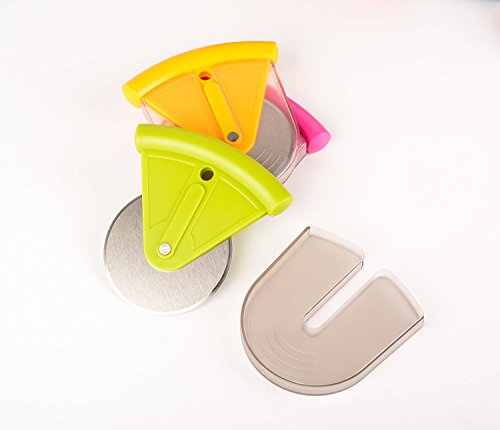 Tenta Kitchen Good Grips Pizza Wheel and Cutter With PP Cover (Pink) - Thumbnail 3