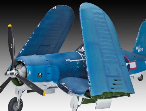 Revell Germany Vought F4U-1A Corsair Plastic Model Kit (1/32 Scale)