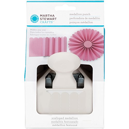 Martha Stewart Deep Edge Punch-Scalloped Medallion