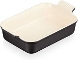 Le Creuset Heritage Rectangular Dish Stoneware 26 cm Matte Black 2.4L view 2