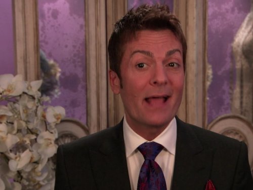 Amazon.com: Say Yes to the Dress: Big Bliss Season 2 : Anna Park, Emma  Broomhead, Sean Gallagher, Abby Greensfelder, Natalia Quintana, Amy Rogers,  Cornelia Showalter, Nicole Sorrenti, Jordana Starr, Lisa Steinberg: Prime