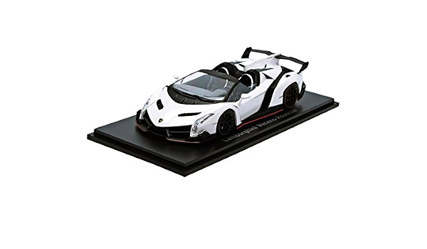 Amazon Com Kyosho 1 43 Scale Lamborghini Veneno Roadster Car White Arts Crafts Sewing