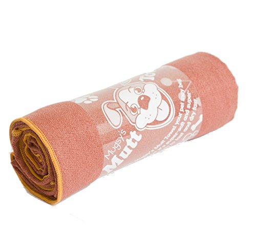YogaRat Mugzy's Mutt Towel: Awesome 100% Microfiber pet towel attracts but won't trap fur - 28" x 50"