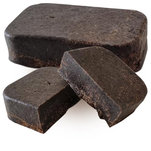 Handmade NATURMOOR Moor Soap - With Activated Carbon & Moor Exfoliating Effect - Moor & Organic Ingredients for Deep Cleansing, Against Pimples