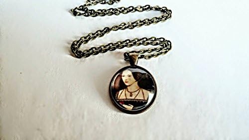 Anne Boleyn Necklace (Herstory Collection)
