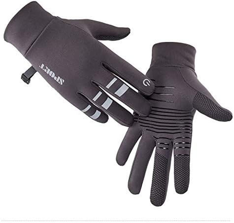Winter gloves with anti-slip touchscreen fingertips.