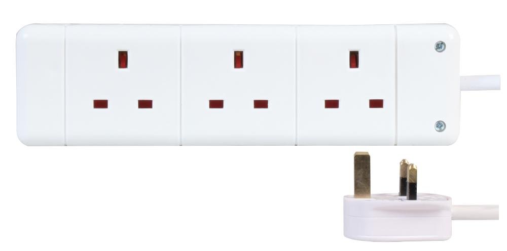 Pro Elec PELB1801 Extension Lead Three Gang 1M