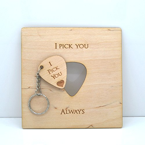 I Pick You - Wooden Card & Guitar Pick Keyring - Unique Gift/Valentines/Anniversary/Love
