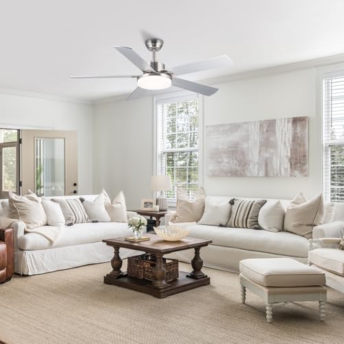 Newday 52" Ceiling Fan with Light and Silver Remote Control, Reversible 5 Ceiling Shovel with Dimmable Light, Large Silent Ceiling Fan for Living Room, Bedroom, Kitchen, Terrace
