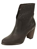 UGG Women's Thames Seaweed Perf Ankle Boot