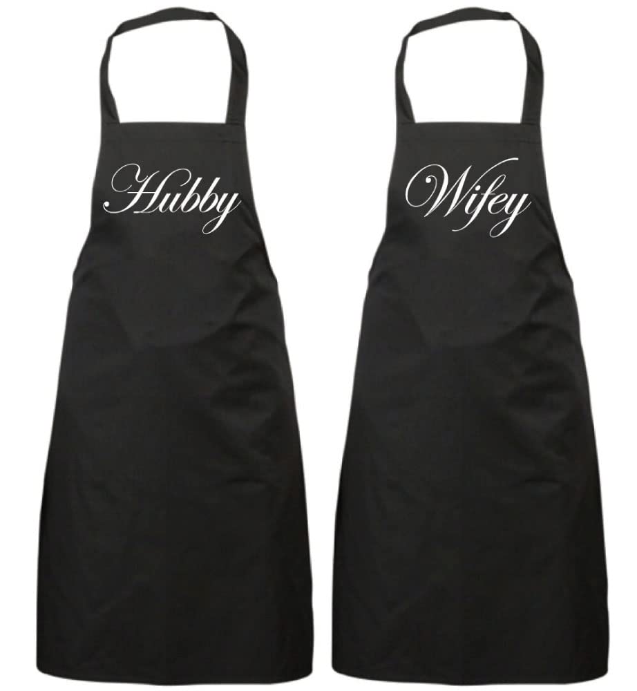 60 Second Makeover Limited Couples Hubby Wifey Black Apron Set Novelty Gift Wedding Anniversary Husband Wife House Warming Kitchen Present