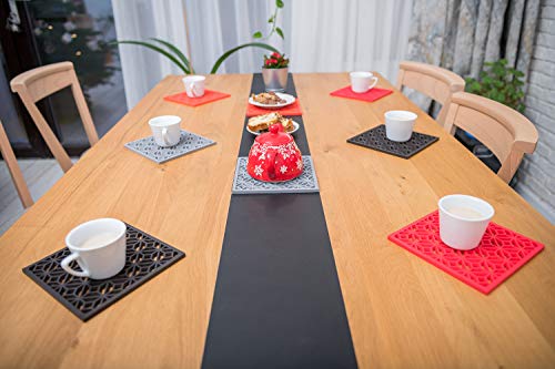 Q's INN Gray Decorative Trivet For Hot Dishes Hot Pot Holders Teapot Trivet Better than Cast Iron Trivets Our potholders is Heat Resistant to 440Â°F, Non-slip, flexible, 2 pcs and gift box. Slim model.
