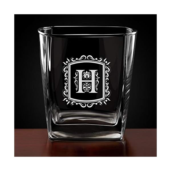 Maverton Whiskey Karaffe + 2/4 / 6er Whiskygläser Set mit Gravur - 700ml Whisky Dekanter - Geschenk zum Hochzeitstag für Paar - Buchstabe – Bild 6