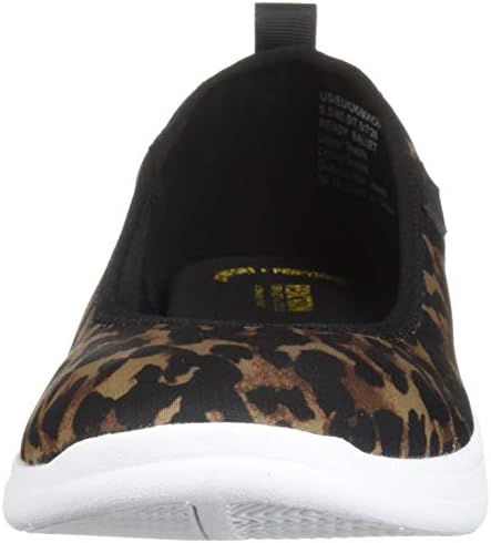 kenneth cole reaction women's the ready slip on sneaker