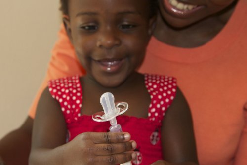 Pacidose Pacifier Liquid Medicine Dispenser with Oral Syringe (Toddler 18+ Months) - Thumbnail 4