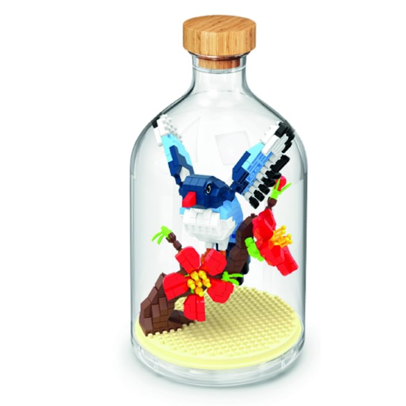 WiseHawk Kit of miniature blocks to assemble insects and small animals. Includes methacrylate bottle to protect the construction. Bird