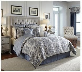 Croscill Classics Amelia 4-pc. Comforter Set, Shades of Blue on Natural