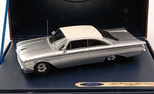 FORD GENUINE PARTS FGP0433 FORD STARLINER GALAXIE SILVER 1960 1:43 DIE CAST