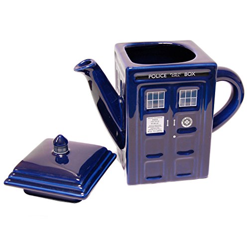 Doctor Who Tardis Ceramic Teapot Home & Kitchen, Kitchen & Dining, Dining & Entertaining