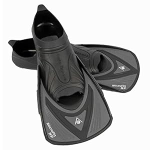 Schnorchelmasken 414ssdcnsJL. SS300 Feste Flossen-Sohle beugt Krämpfen vor
Geschlossenes Fußfach aus strapazierfähigem TPR-Polymer
Anti-Rutsch-Gummi für Halt auf glatten Böden