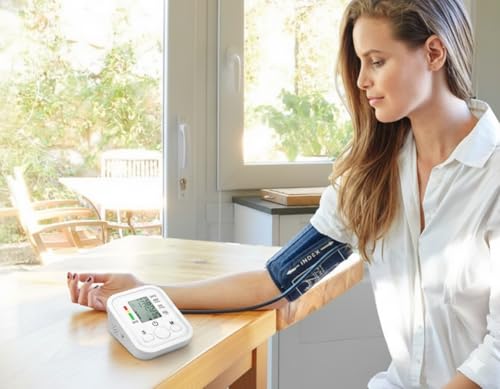 FARMADAR Monitor de Presion Arterial para Brazo con Pantalla LED, Baumanómetro Digital con Pantalla, Deteccion Automática y Precisa de la Presión Sanguínea, Multiples tipos de Medicion Y Oximetro de pulso para dedo. USO FACIL PARA TODA LA FAMILIA