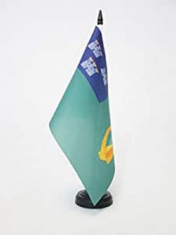 AZ FLAG Dublin Table Flag 5'' x 8'' - Dublin Office Decoration 100% Polyester 21 x 14 cm - Mini Desk Flag with Pole and Black Plastic Base