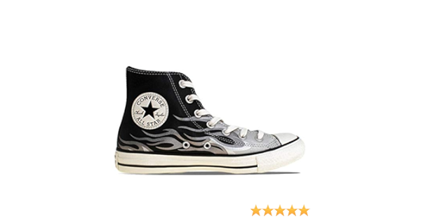converse negras llamas