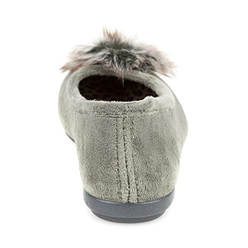 pavers pom pom slippers