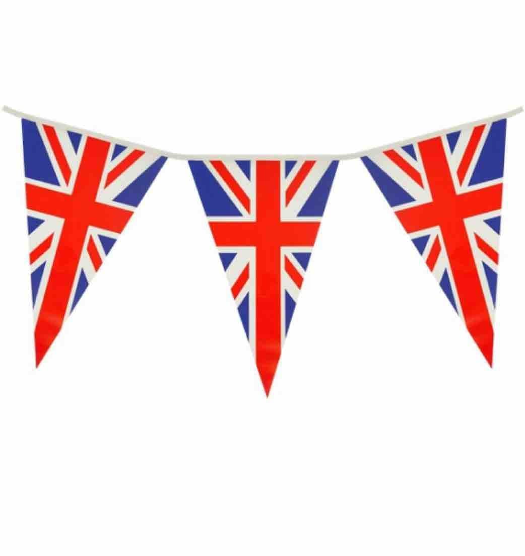Union Jack Triangular Bunting 25 Pendant Flags @ 7m long by Superstars