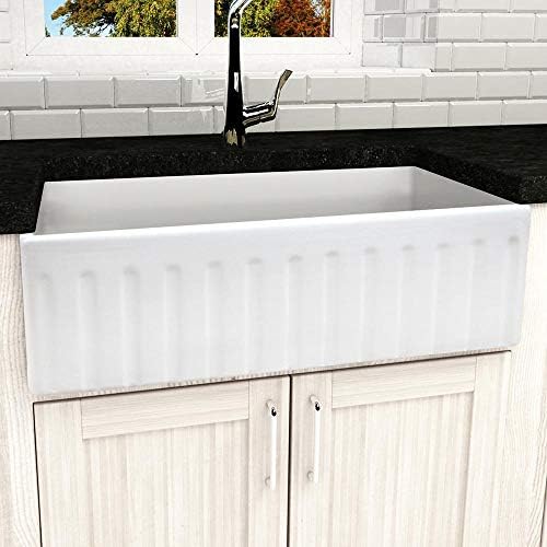 30" Kenner Fireclay Fluted Apron Single-Bowl Farmhouse Sink
