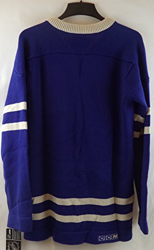 vintage toronto maple leafs sweater