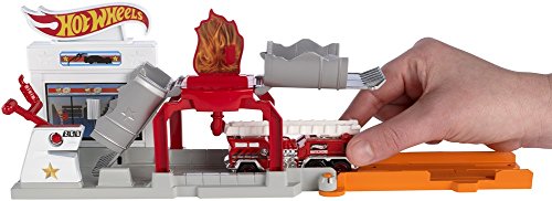 Hot Wheels Blaze Blast Playset