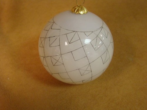 The Nei Hua Bowling Ornament Brooches & Pins