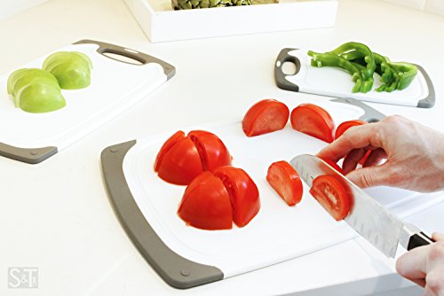 S&T 428501 BPA Free Cutting Boards W/ Rubberized Grips & Juice Grooves, 3 Pack