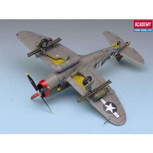 Academy P-47D Thunderbolt "Razorback" Model Kit