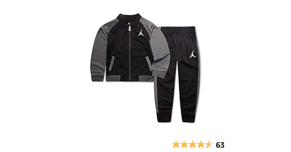 Amazon.com: Nike Jordan - Juego de 2 piezas de chaqueta y pantalones de  tricot (negro (754898-023)/gris, 3T) : Ropa, Zapatos y Joyería