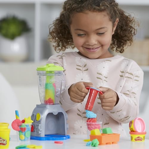 Play Doh Swirlin' Smoothies Toy Blender Playset, Play Kitchen Appliances, Kids Arts and Crafts Toys for 3 Year Old Girls and Boys and Up