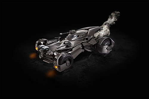 DC Justice League Ultimate Batmobile RC Vehicle & Figure