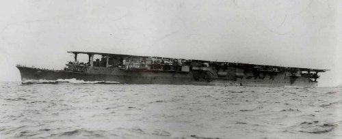 1942 Japan Series No.64 Navy Aircraft Carrier Ryuho Special 1/700 [Japan Imports]