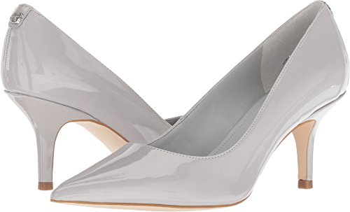 GUESS Women's DESSIE3 Pump
