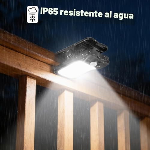 BlueYu Outdoor Solar Light with Clip – Solar Lights with Motion Sensor 800LM Solar Spotlight 3 Modes & 3 Colours Solar Lights with USB and Waterproof Remote Control for Fence Gardens (4 Pieces)