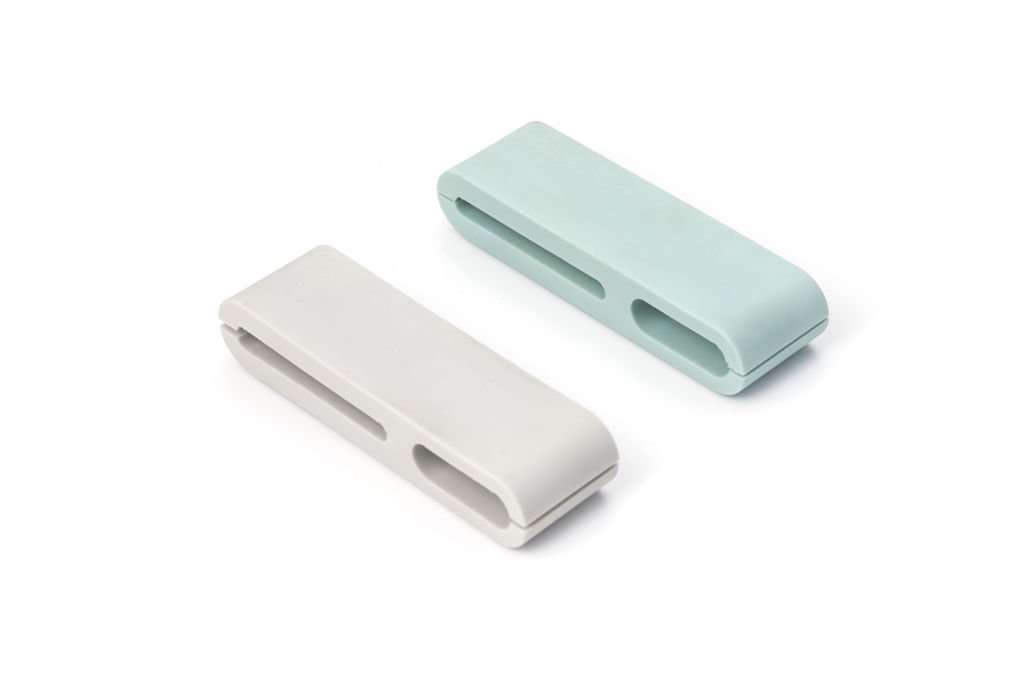 Kikkerland US139 Desk Wire Clamp S/2