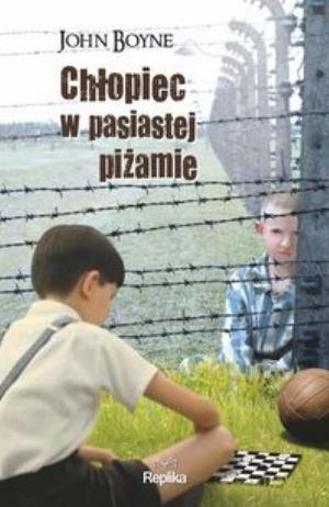 Chlopiec w pasiastej pizamie (Polska wersja jezykowa)